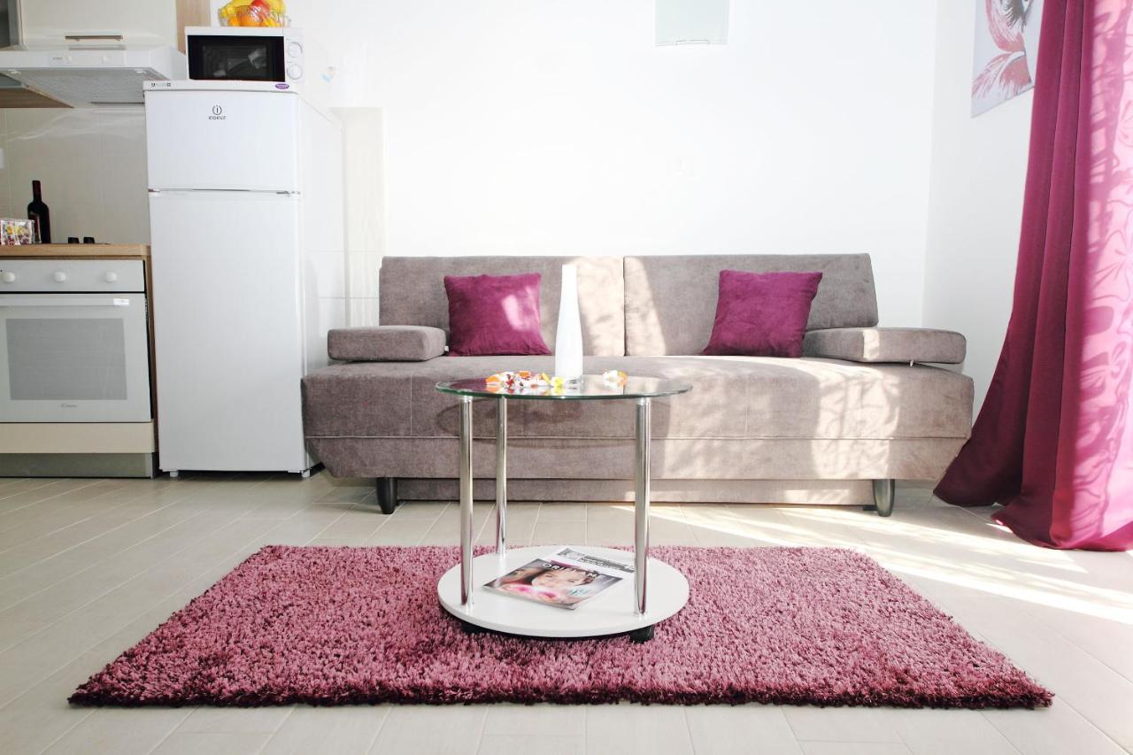 Apartments Du Lux โมโกชิซา ภายนอก รูปภาพ