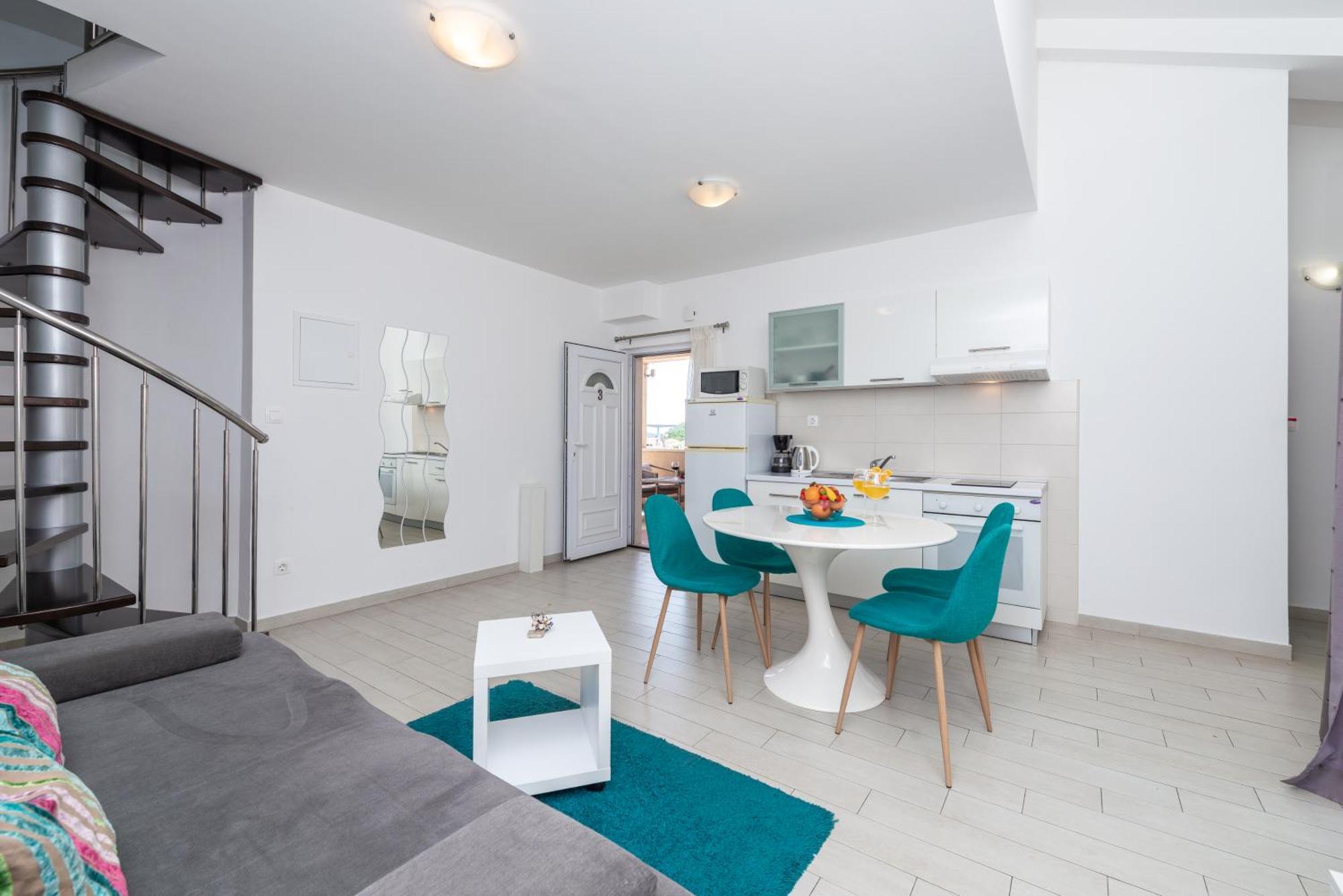 Apartments Du Lux โมโกชิซา ภายนอก รูปภาพ