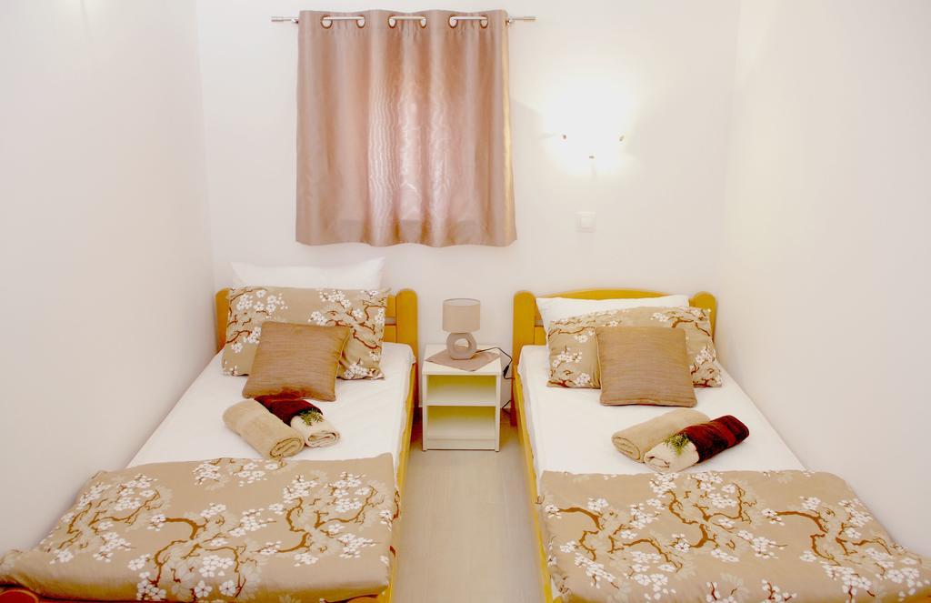 Apartments Du Lux โมโกชิซา ห้อง รูปภาพ
